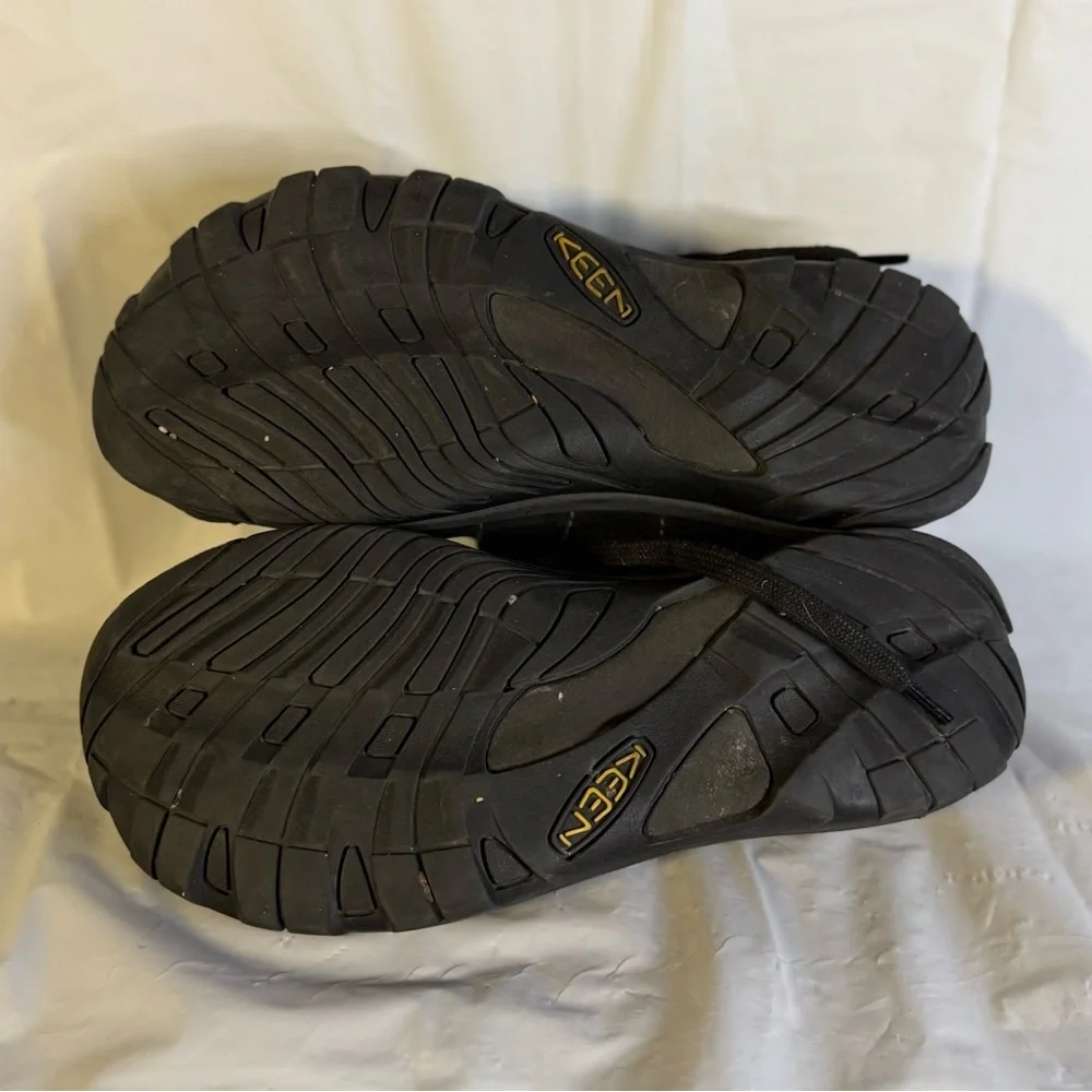 Keen Women's Presidio walking shoes